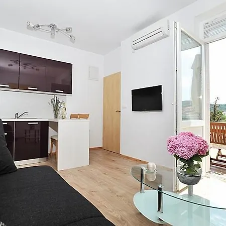In With Sea View, Terrace, Air Conditioning, Wifi 3617-2 Apartment