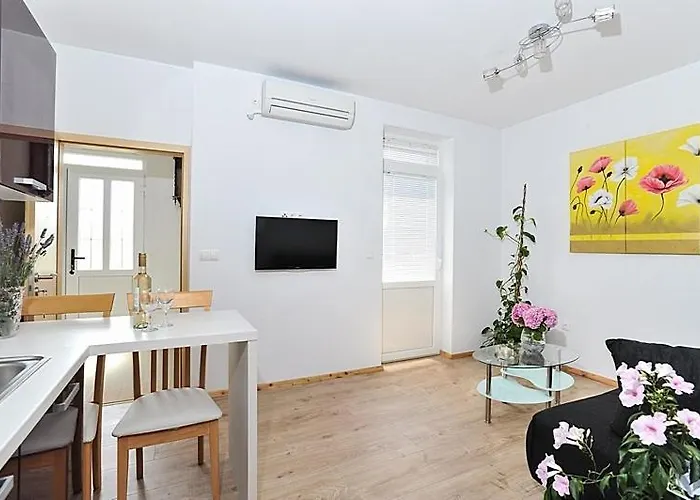 In With Sea View, Terrace, Air Conditioning, Wifi 3617-2 Lägenhet