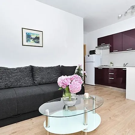 Appartamento In With Sea View, Terrace, Air Conditioning, Wifi 3617-2 *