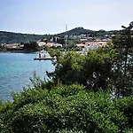 In With Sea View, Terrace, Air Conditioning, Wifi 3617-2 Daire Poljana (Ugljan)