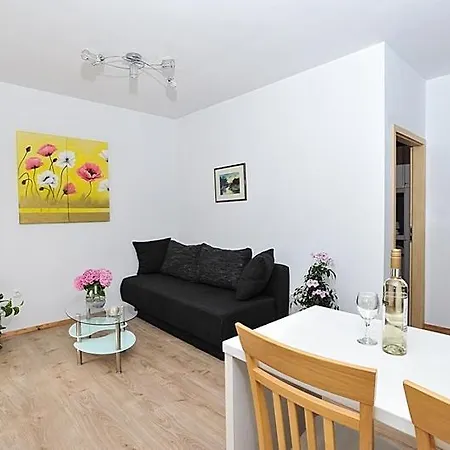 Lejlighed In With Sea View, Terrace, Air Conditioning, Wifi 3617-2 Poljana (Ugljan)