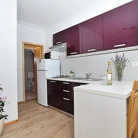 In With Sea View, Terrace, Air Conditioning, Wifi 3617-2 Lejlighed *